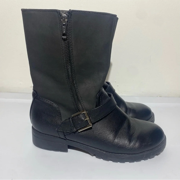 Black Leather Mid-Calf Boots - Picture 1 of 5